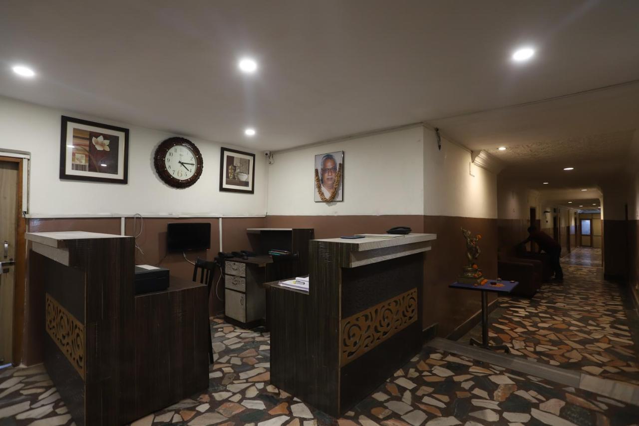 Hotel Deendayal Korba Экстерьер фото